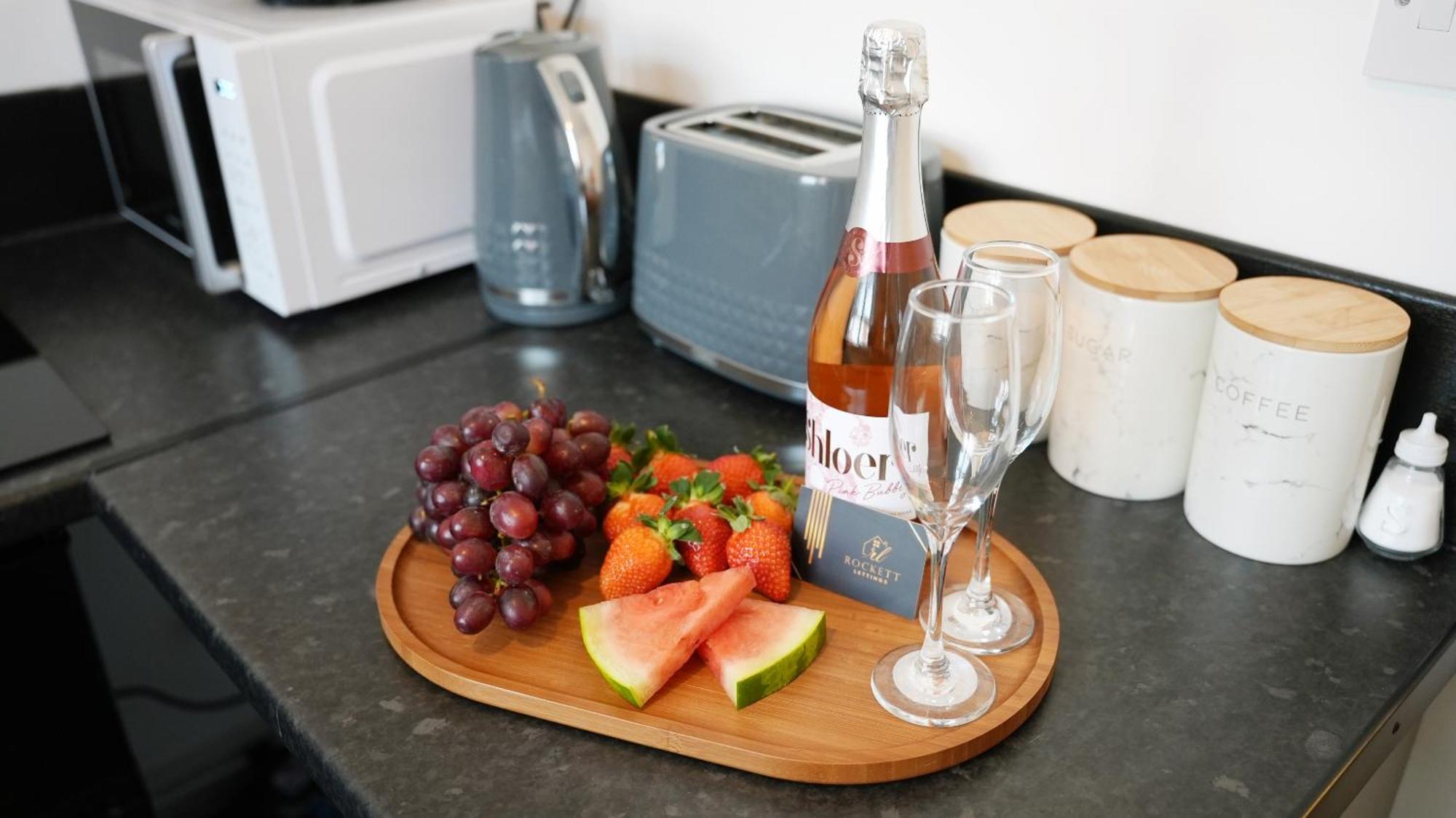City Centre House, Parking With Ev, Free Wifi, Netflix Coventry Exterior foto